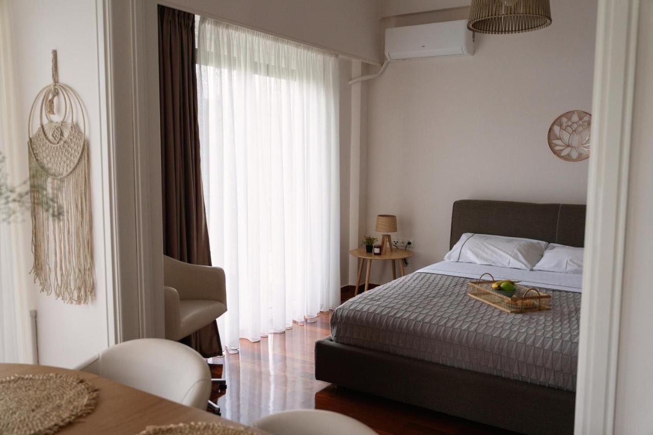 Visum Acropol ,3Br - Private Terrace-Jacuzzi - Amazing View Apartment Athena Bagian luar foto